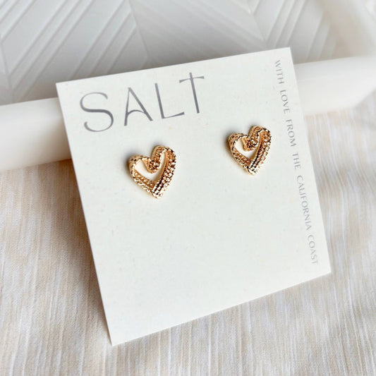 LACY HEART STUDS | 18k gold | dainty earrings